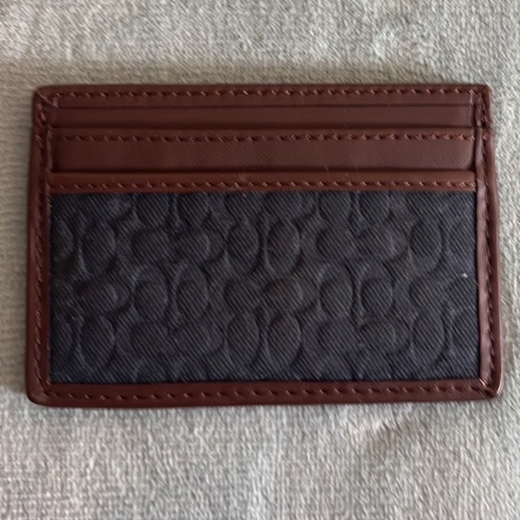 COACH 🤎🖤 card case unisex like new condition - Picture 10 of 11